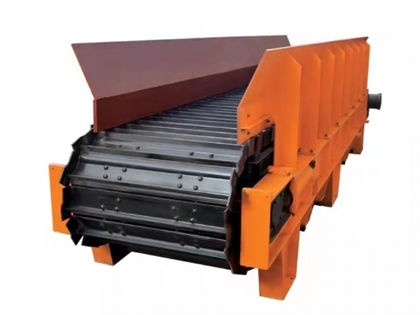 Chain plate feeder