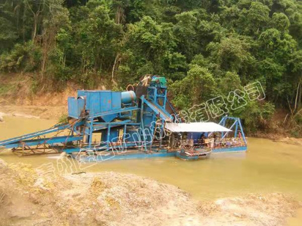 Gold panning equipment